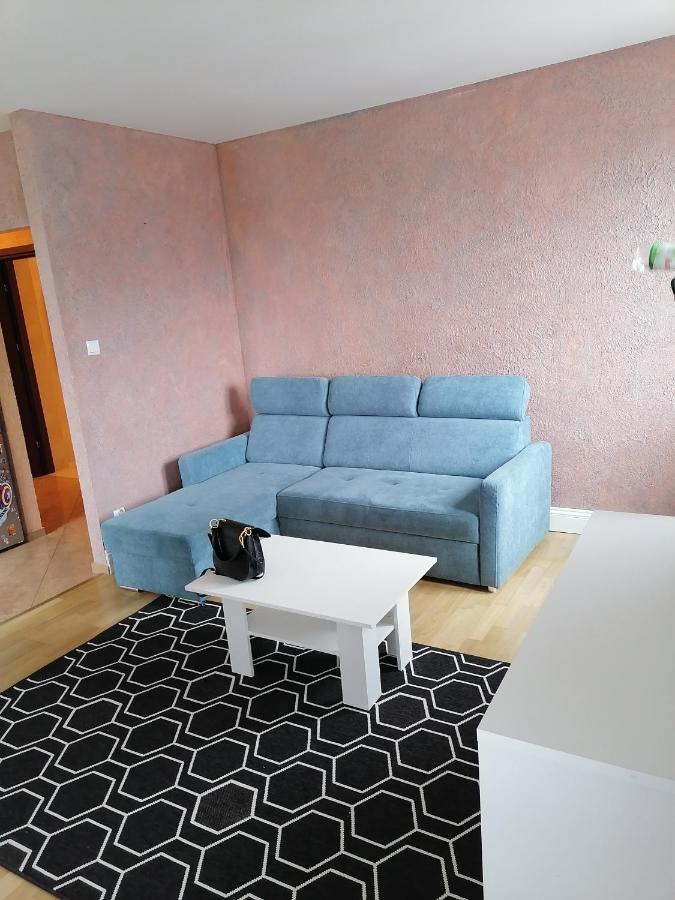 ジェシュフApartament Luxbibiアパートメント エクステリア 写真