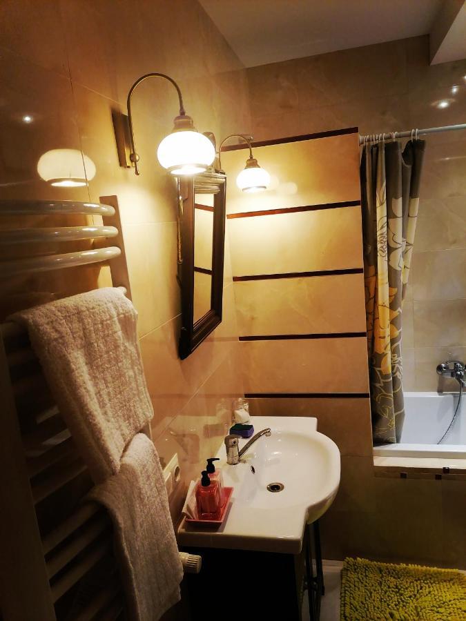 ジェシュフApartament Luxbibiアパートメント エクステリア 写真